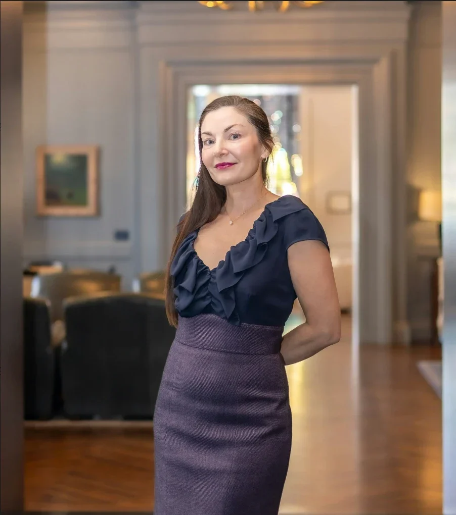 Couples therapist specializing in infidelity in San Francisco, Marla Leigh Caplan, LMFT, is trained in relational analysis that explores repeating patterns and attachment-based dynamics.