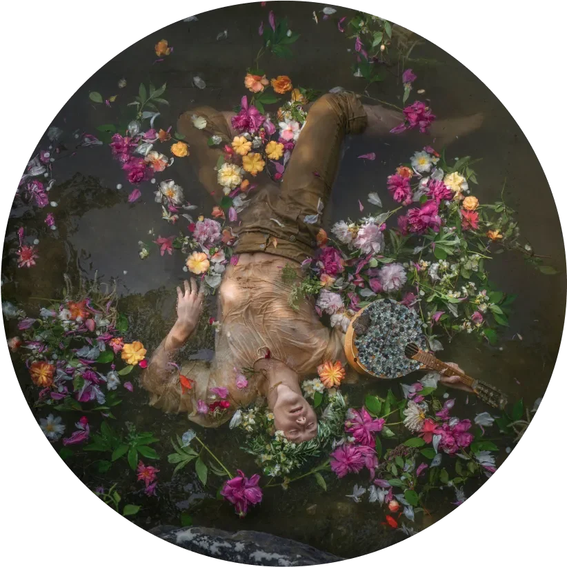 Artwork from Tarot of the Drowning World by Kahn & Selesnick