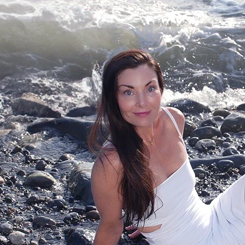 Trauma therapist in San Francisco, Marla Leigh Caplan, LMFT, specializes in relational trauma.